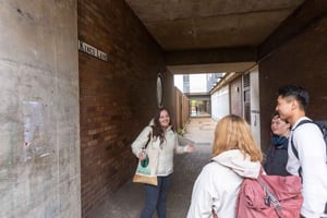 Cambridge: Tur til Cambridge og kolonialismen