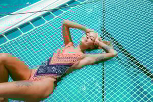 Cancún : catamaran haut de gamme avec transport et frais d'amarrage