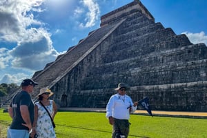 From Cancun: Chichen Itza, Cenote & Valladolid Day Trip