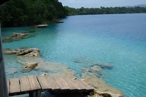 Guatemala Citystä Semuc Champey ja Laguna Lachua