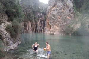 Caminhe e nade nas fontes termais de Montenejos