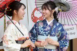 Kanazawa : location de kimonos japonais près du quartier de Higashi Chaya