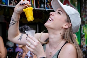 Medellin: Comuna 13 Graffitikierros