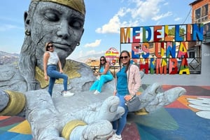 Medellín: Comuna 13 / Mirador La Palma, katutaiteesta taivaalle / yksityinen