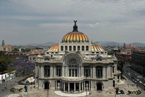 Mexico by: Eksklusiv omvisning i Palacio de Bellas Artes