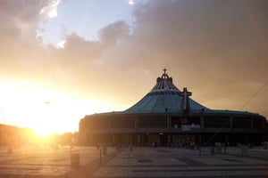 CDMX: Esplora Teotihuacán, Guadalupe, Xochimilco, Coyoacán e altro ancora in 2 giorni