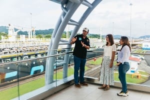 Halvdagstur til Panama City og Panamakanalen + stop ved Panama-skiltet