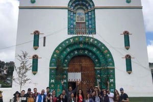 San Cristobal: Private San Juan Chamula and Zinacantan Tour