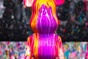 Тимбилдинг в Чикаго: нарисуйте медведя жидкой краской