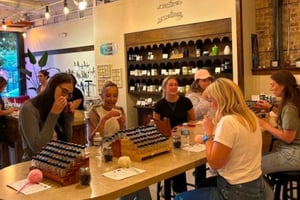 Crea una fragranza personalizzata nel più antico aroma bar di Chicago