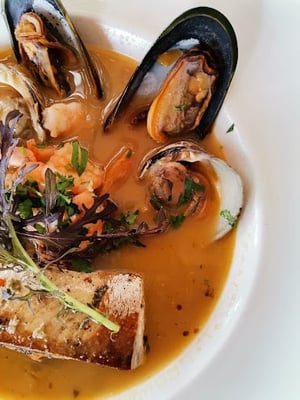 Cinco Oceanos Sunset  Restaurant