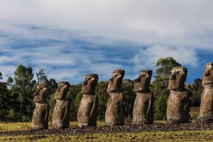 Mezza giornata ad Ahu Akivi: i sette Moai dell'Isola di Pasqua