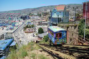 Historic Valparaíso and Viña del Mar Day Tour