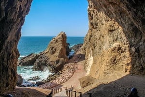 Fjellklatring og Anzota-hulene