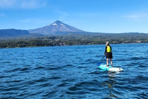 Pucon: Stand up paddle-tur på Villarricasjön