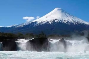 Puerto Varas : Excursion d'une journée au volcan Osorno en van climatisé