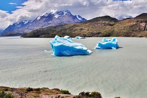 Punta Arenas: Torres del Paine & Grey Glacier Full-Day Boat