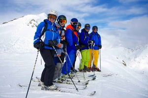 Sci a Valle Nevado: biglietto, lezioni, trasporto, opzioni extra abbigliamento