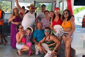 2-dniowa wycieczka po wyspie: Johnny Cay, oceanarium i łódź o zachodzie słońca