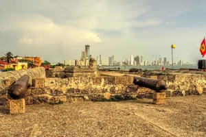 Increíble tour por Cartagena con almuerzo tradicional caribeño.