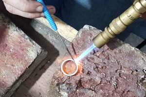 Bogota: Workshop zum kolumbianischen Smaragdring