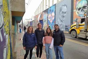 Graffiti og identitet i Bogotá – guidet tur med lokal snack