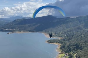 Bogota: Paragliding activity in La Calera with transfers
