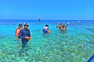 Cartagena: Dagsutflykt med båt till 4 öar och karibisk lunch
