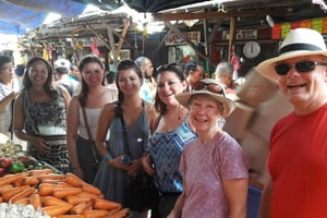 Cartagena City Tour. Food market. Getsemany and wall city.