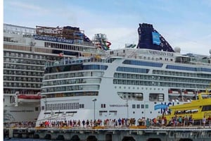 Tour de Crucero por Cartagena: Castillo, Popa y Centro Histórico (4 h)