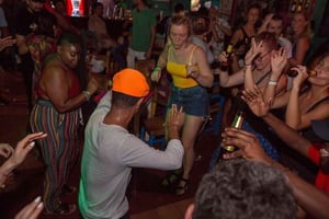 Cartagena: Salsa Dancing Tour at Famous Local Bars