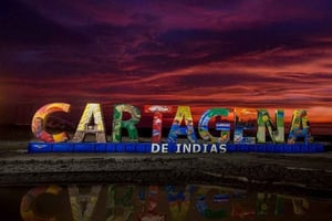 Chiva Rumbera: A festa sobre rodas que você deve experimentar