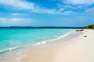 Un'intera giornata nell'esclusiva spiaggia tranquilla di Baru con pranzo