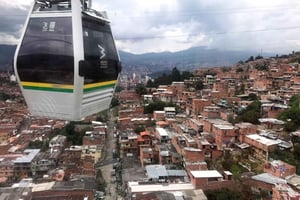 МЕДЕЛЬИН: ЭКСКУРСИЯ ПО МЕДЕЛЬИНУ + ГРАФФИТУР КОМУНА 13