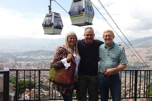 Medellín: tour a piedi con funivia e piazza Botero