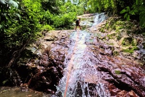 Minca: Canyoning och rappellering med Jungle Joe