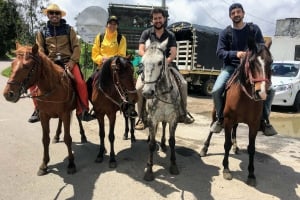 Passeio privado a cavalo pelos Cerros de Guadalupe e Monserrate