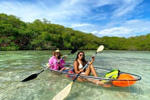 San Andrés: sesión de fotos con dron en kayak transparente en Booby Rock