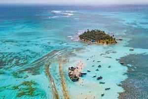 San Andrés: Transfer mit dem Boot + Natürliches Aquarium