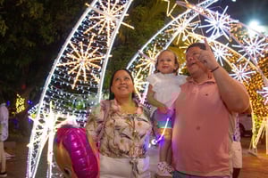 Экскурсия по освещенной Санта-Марте с вечеринкой и музыкой