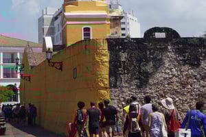 Gedeelde stadstour door de oude stad van Cartagena met draadloos audiosysteem