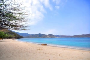Tour naar 2 stranden van het Tayrona Park: Playa Cinto en Playa Cristal per boot