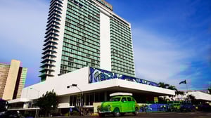 Architectural route in the city of portals