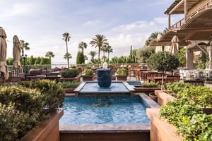 Pasen bij Columbia Beach Resort, Pissouri Bay