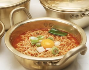 Must-buy Items At Daiso In Seoul