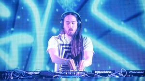 Steve Aoki kehrt nach Panama zurück, um zu elektrisieren