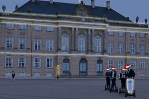 Copenhagen: Christmas and City Highlights Segway Tour