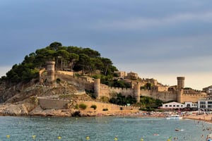 Costa Brava: Bådtur og Tossa-besøg med afhentning på hotellet