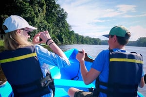 3-hour experience through the channels of the National Park.