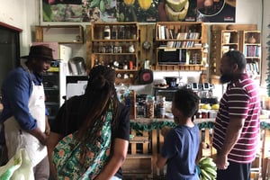 Oplev Limón: Kulturel og historisk gåtur i centrum